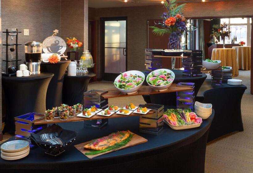 Silver Cloud Hotel   Seattle Stadium