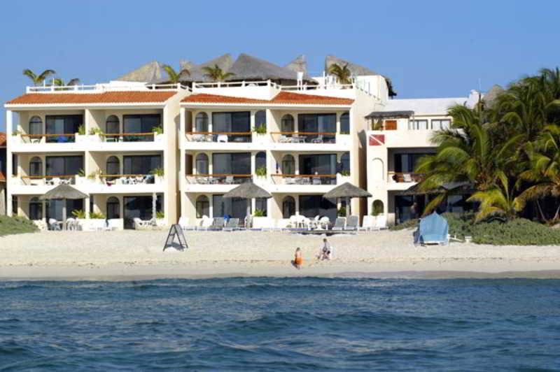 Aquatech Villas Derosa Resort