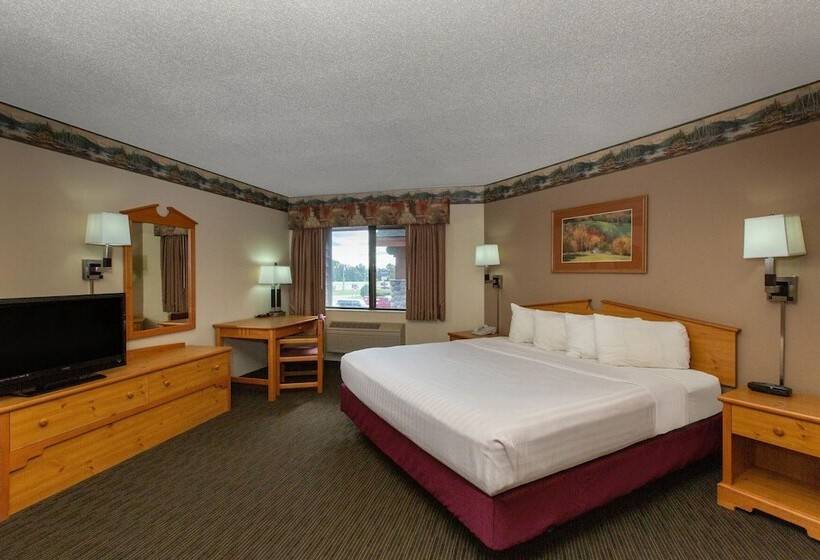 Cobblestone Hotels & Suites – Ladysmith