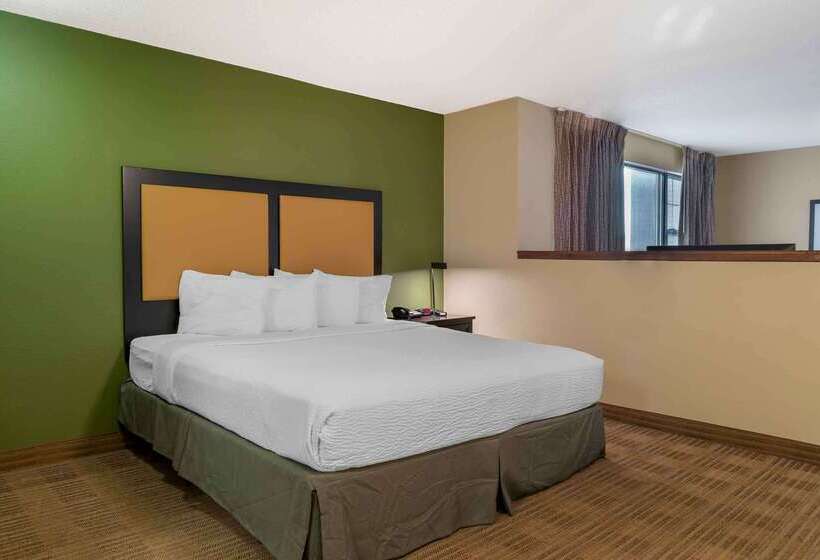 Extended Stay America Suites  Detroit  Metropolitan Airport