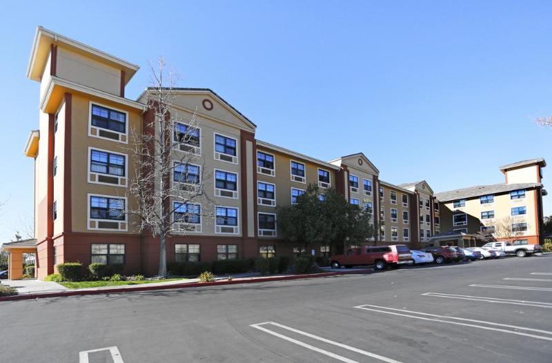Extended Stay America Suites  Los Angeles  Burbank Airport