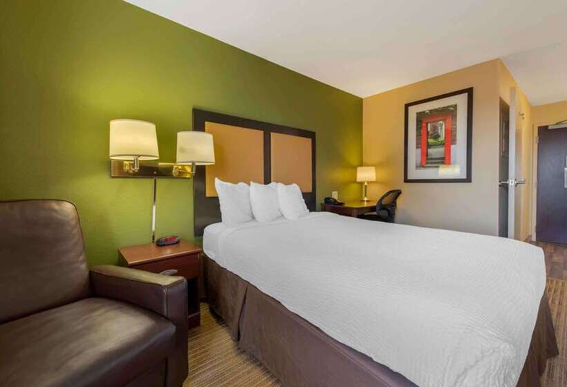 Mainstay Suites Rochester South Mayo Clinic