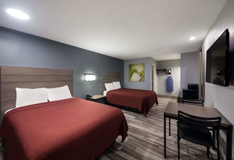هتل Americas Best Value Inn Buda