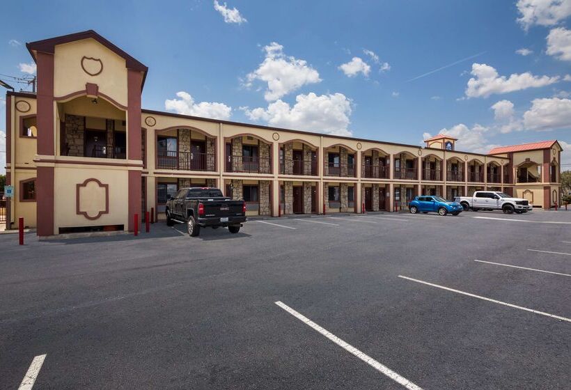 ホテル Americas Best Value Inn Buda Austin S