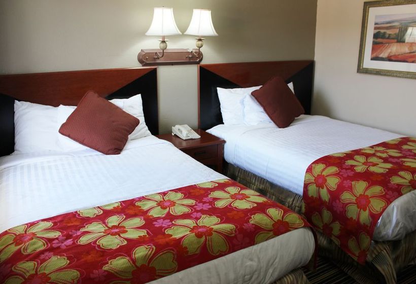 هتل Rodeway Inn & Suites