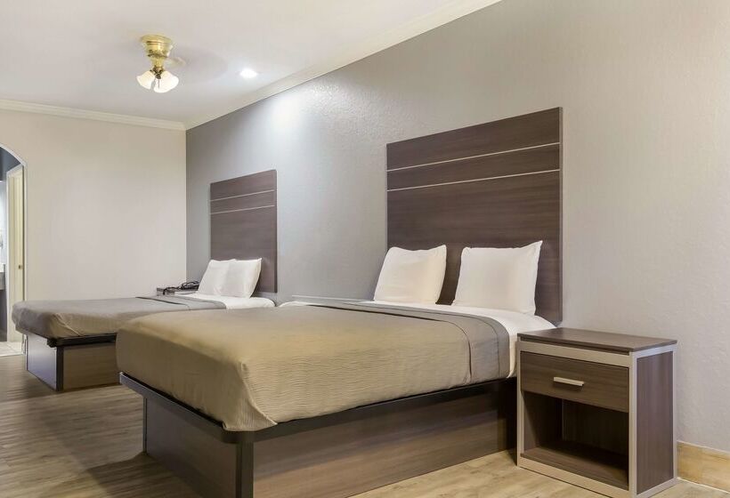 Hôtel Americas Best Value Platinum Inn & Suites