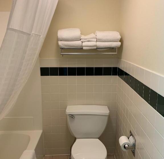 هتل Americinn By Wyndham Hampton