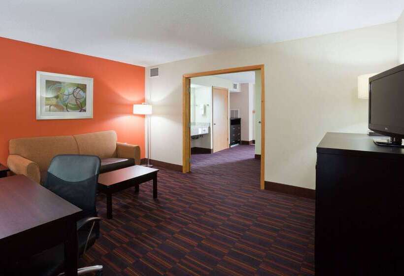 Hotel Americinn By Wyndham Shakopee Near Canterbury Park