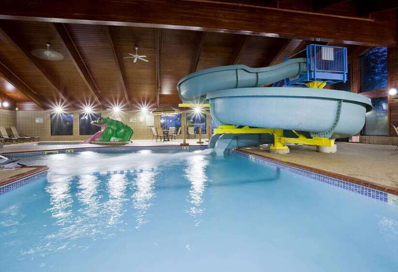 هتل Americinn By Wyndham Shakopee Near Canterbury Park