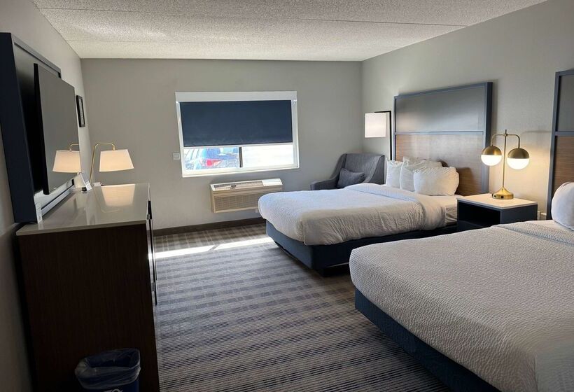 هتل Americinn By Wyndham Shakopee Near Canterbury Park