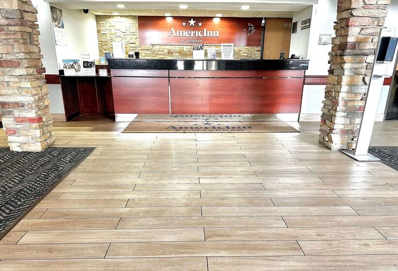 هتل Americinn By Wyndham Shakopee Near Canterbury Park