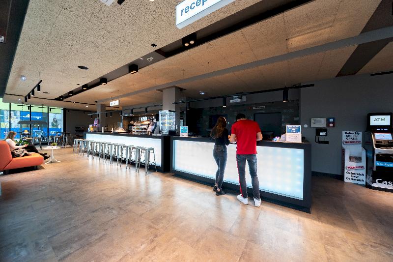 هتل a&o Graz Hauptbahnhof