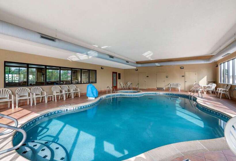 ホテル Comfort Inn Near Six Flags St. Louis