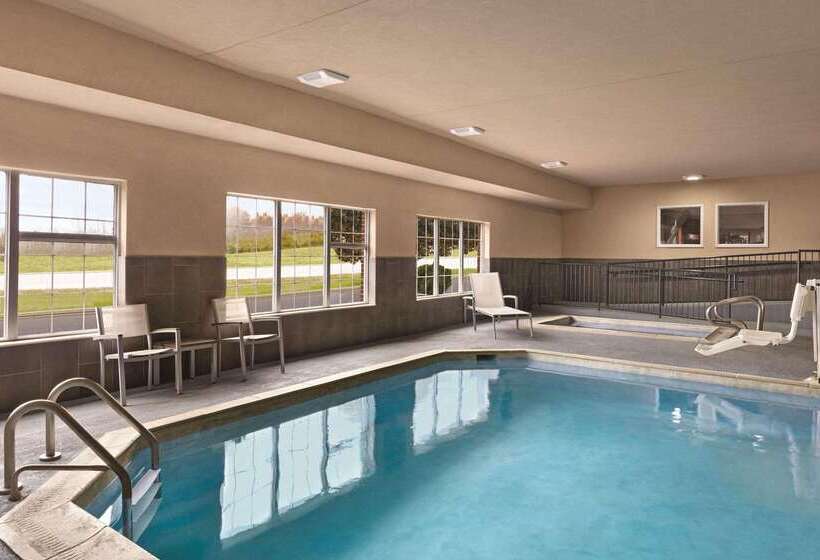 Hotel Country Inn & Suites By Radisson, Georgetown, Ky