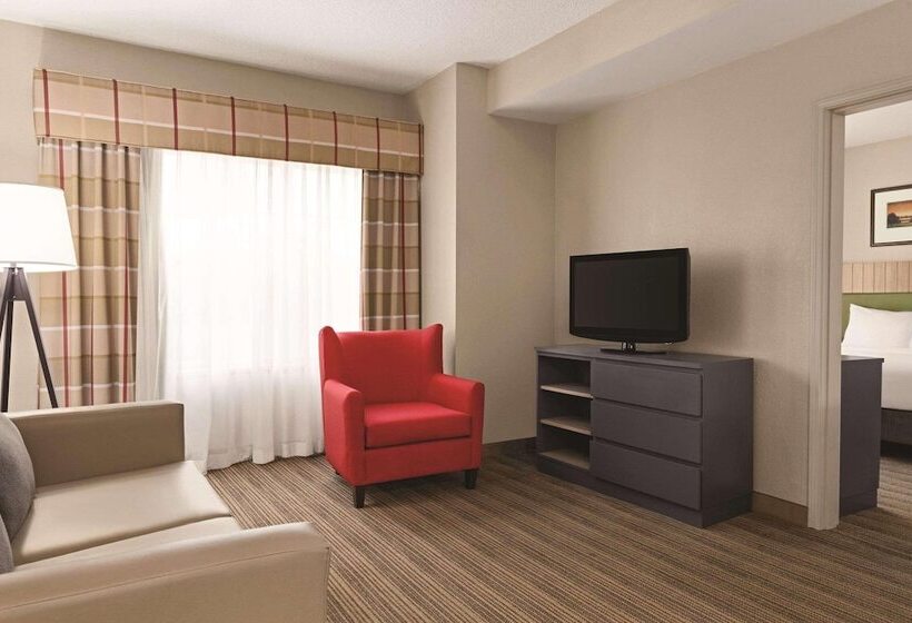 هتل Country Inn & Suites By Radisson, Georgetown, Ky