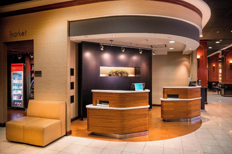 هتل Courtyard By Marriott Norfolk Downtown