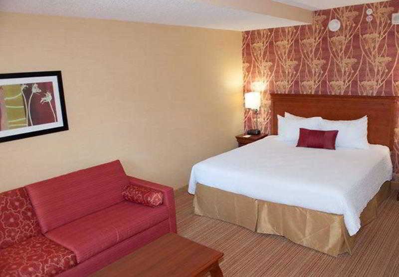 هتل Courtyard By Marriott Norfolk Downtown