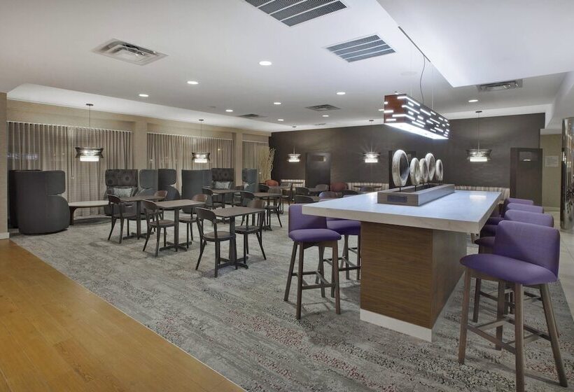 Отель Courtyard By Marriott Somerset