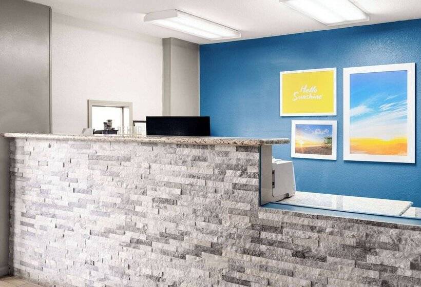 هتل Days Inn By Wyndham Ardmore