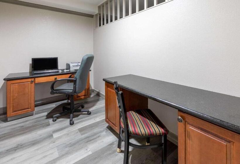 בית מלון כפרי Days Inn By Wyndham Baytown Tx