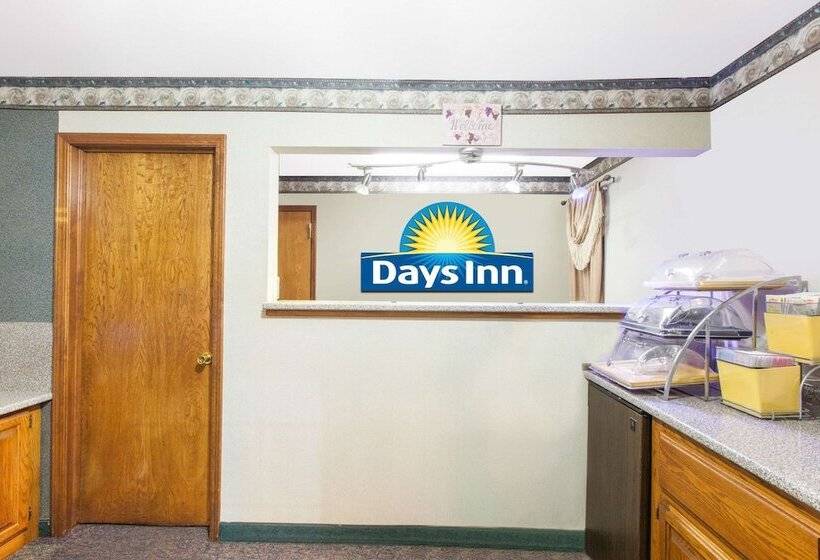 هتل Days Inn By Wyndham Erick