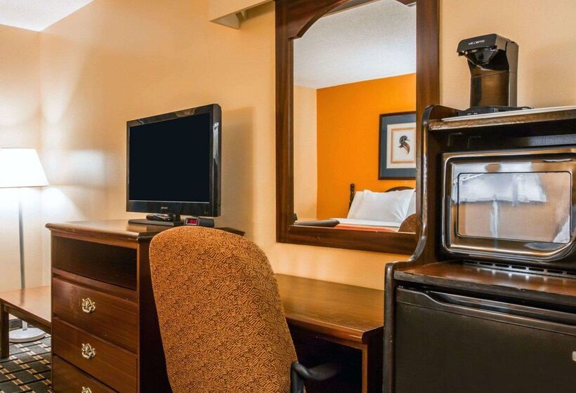 فندق Econo Lodge