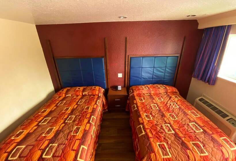 هتل Economy Lodge Texas City Refinery