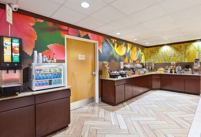 호텔 Fairfield Inn & Suites By Marriott Columbus East