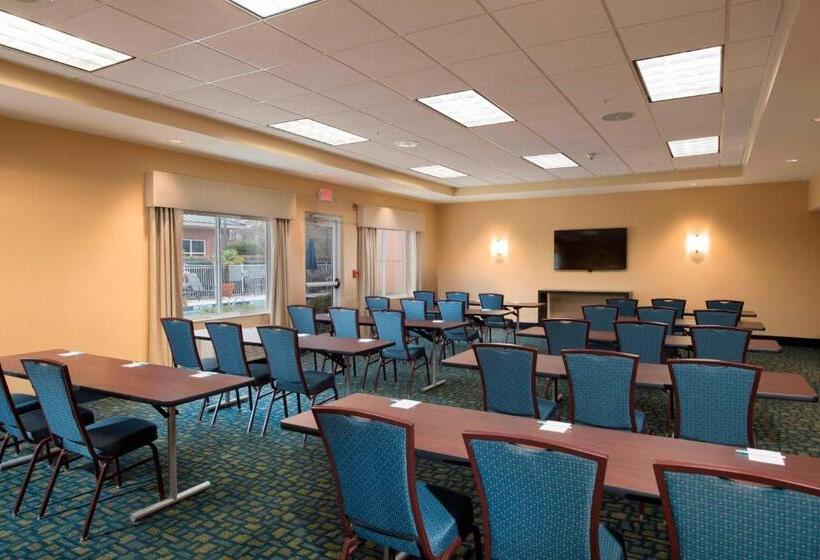 هتل Fairfield Inn And Suites Charleston North/university Area