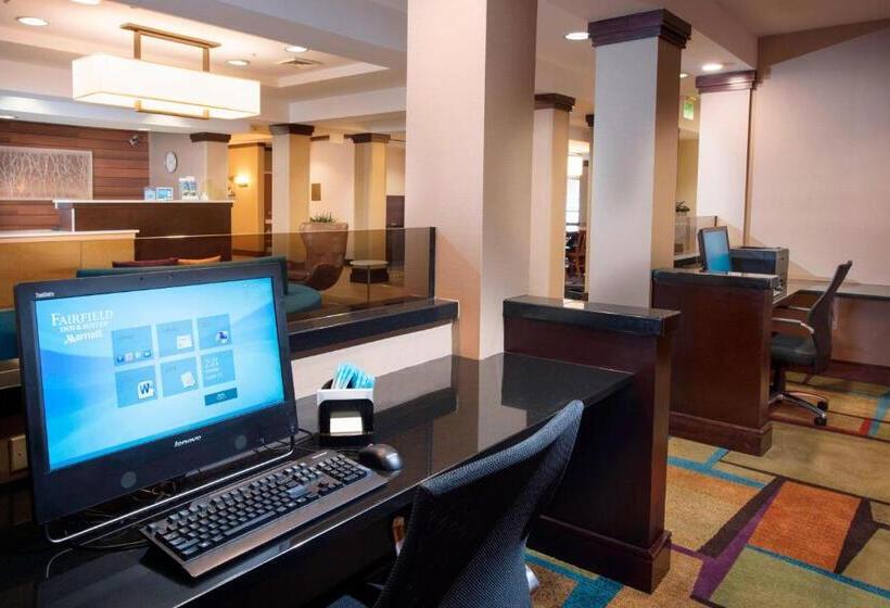هتل Fairfield Inn And Suites Charleston North/university Area