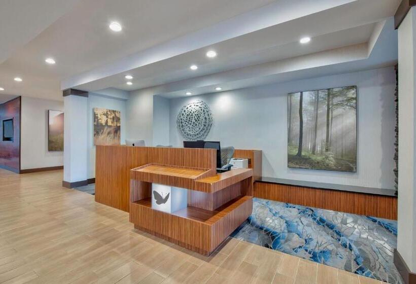 هتل Fairfield Inn & Suites By Marriott Greenwood