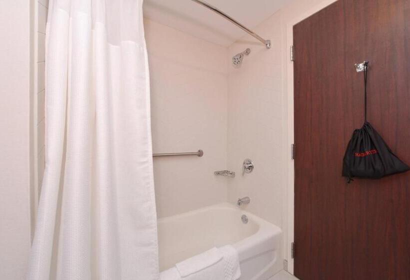בית מלון כפרי Fairfield Inn & Suites By Marriott Pittsburgh New Stanton