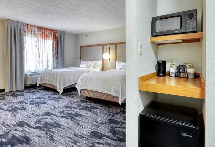 هتل Fairfield Inn & Suites Woodbridge