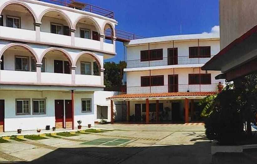 فندق Hacienda De Zapata