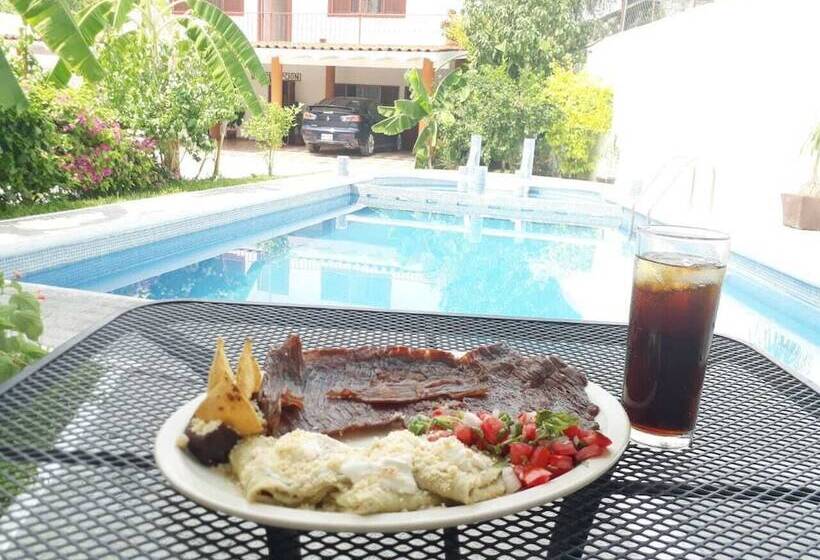 فندق Hacienda De Zapata