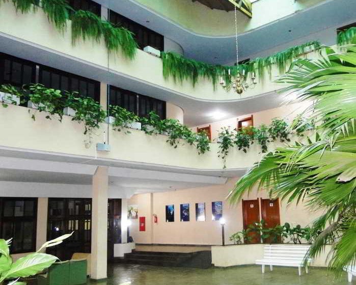 ホテル Harbor Self Inn Medianeira