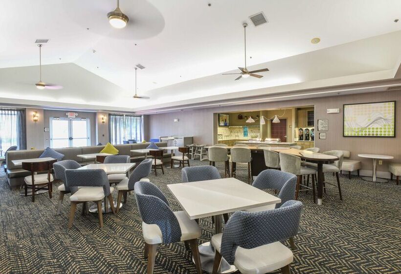 هتل Homewood Suites Cincinnati Airport