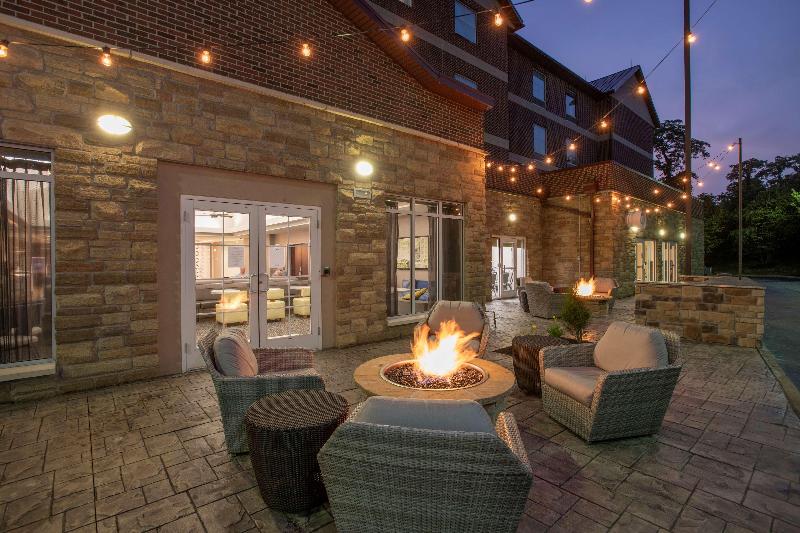هتل Homewood Suites Cincinnati Airport