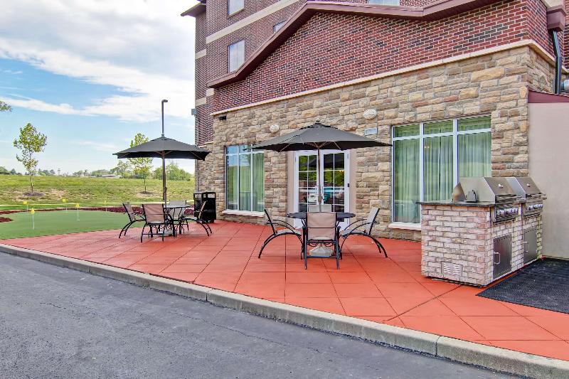 هتل Homewood Suites Cincinnati Airport