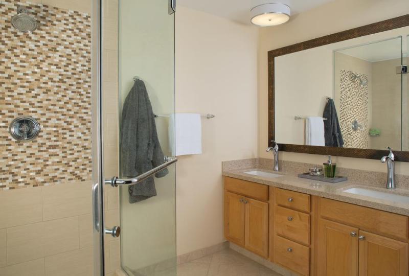 هتل Marriott's Monarch at Sea Pines