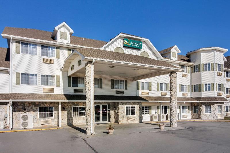 هتل Quality Inn & Suites