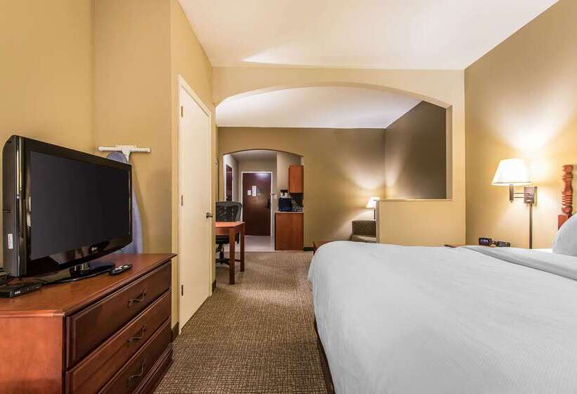 فندق Quality Suites New Iberia