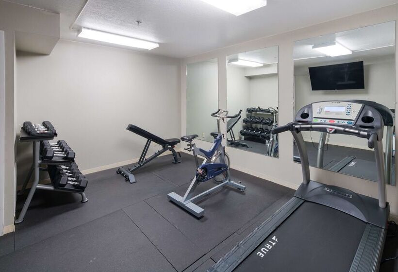 Отель Red Lion Inn & Suites Kennewick Tri Cities