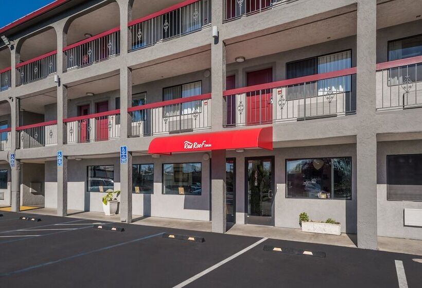 هتل Red Roof Inn Stockton