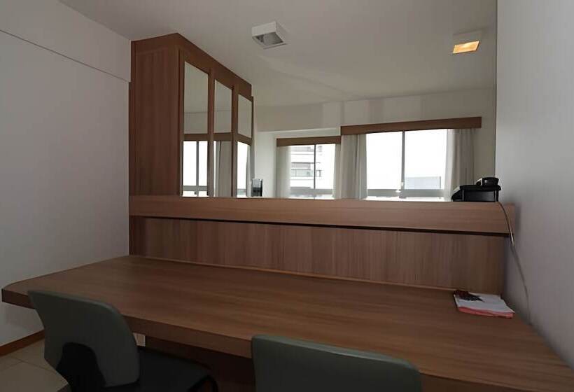 בית מלון כפרי Saint Moritz Hplus Express