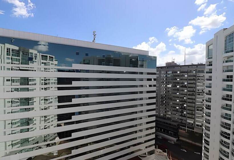 בית מלון כפרי Saint Moritz Hplus Express