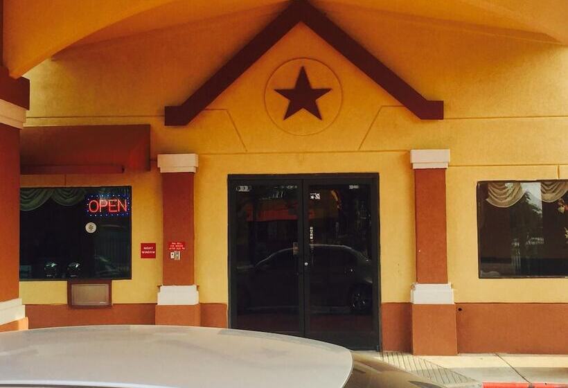 هتل Scottish Inn & Suites Hobby Airport
