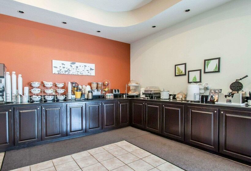 ホテル Sleep Inn & Suites Lake Of The Ozarks