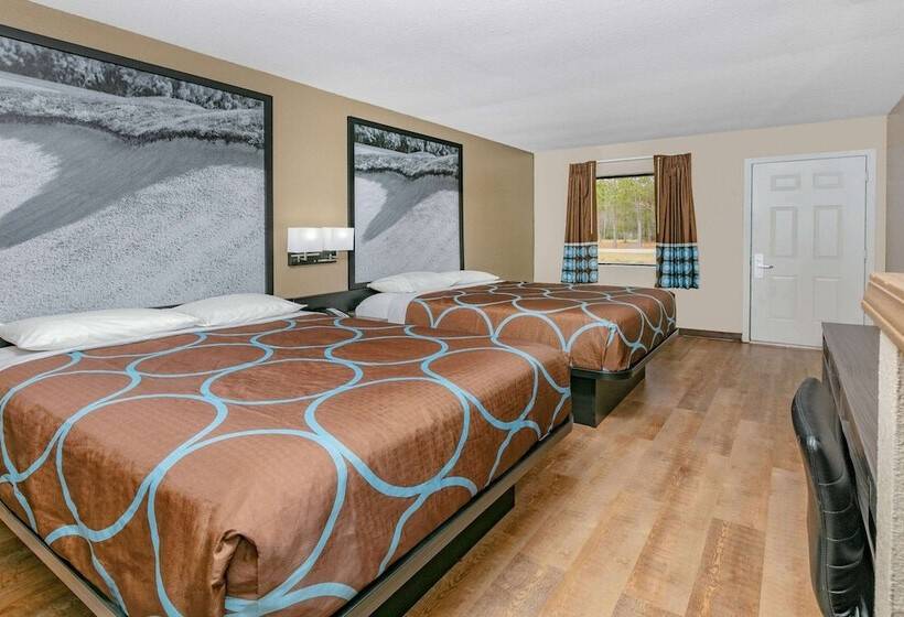 هتل Super 8 By Wyndham Moss Point