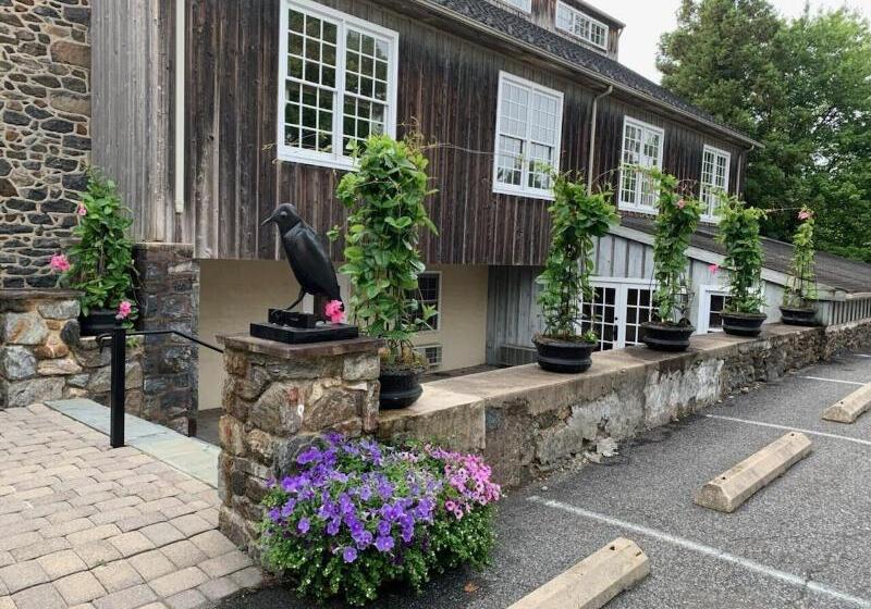 هتل The Inn At Montchanin Village And Spa  A Historic  Of America